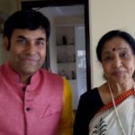 آشا بھوسلے نے سولاپور کے آرٹسٹ محمد ایاز کو عالمی اسٹیج پر آگے بڑھایا